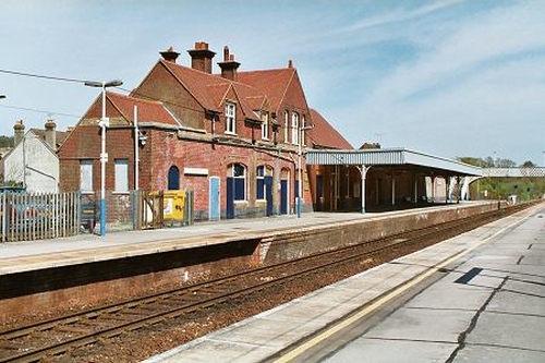 railway side station buildings