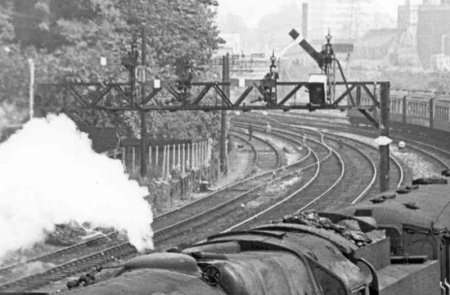 Gantry signals